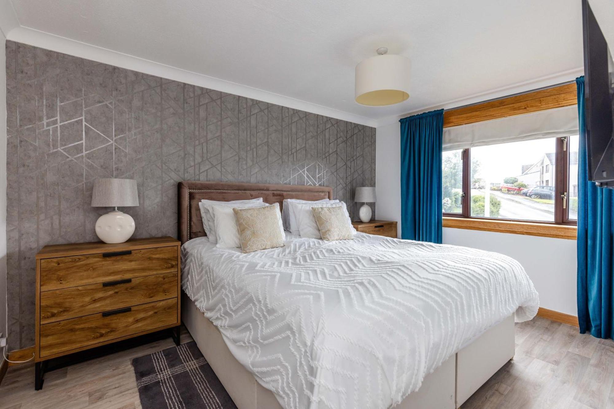 Family Home Inverkeithing Ideal For Edinburgh, Dunfermline & St Andrews 3 Bedrooms Buitenkant foto