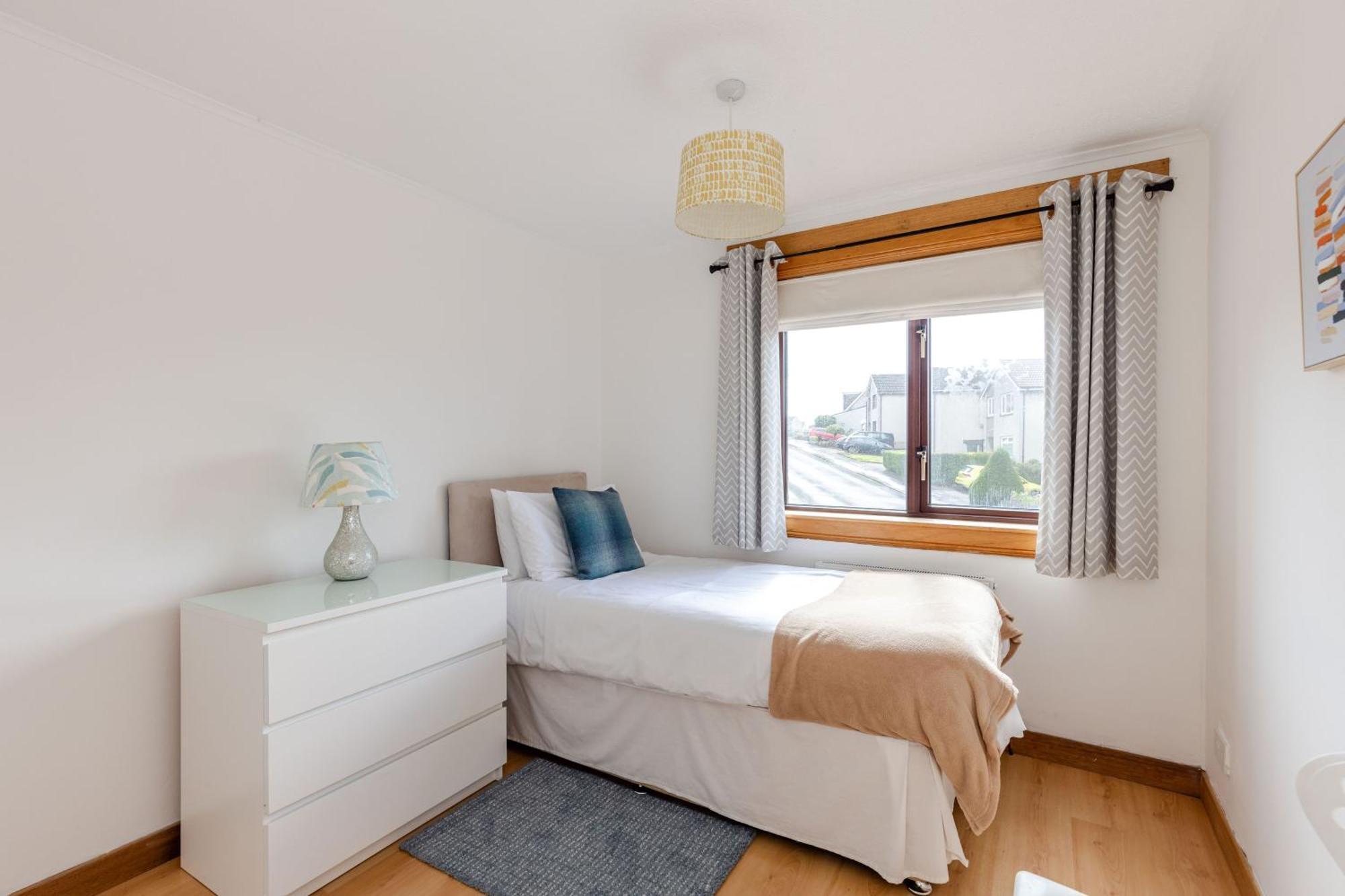 Family Home Inverkeithing Ideal For Edinburgh, Dunfermline & St Andrews 3 Bedrooms Buitenkant foto