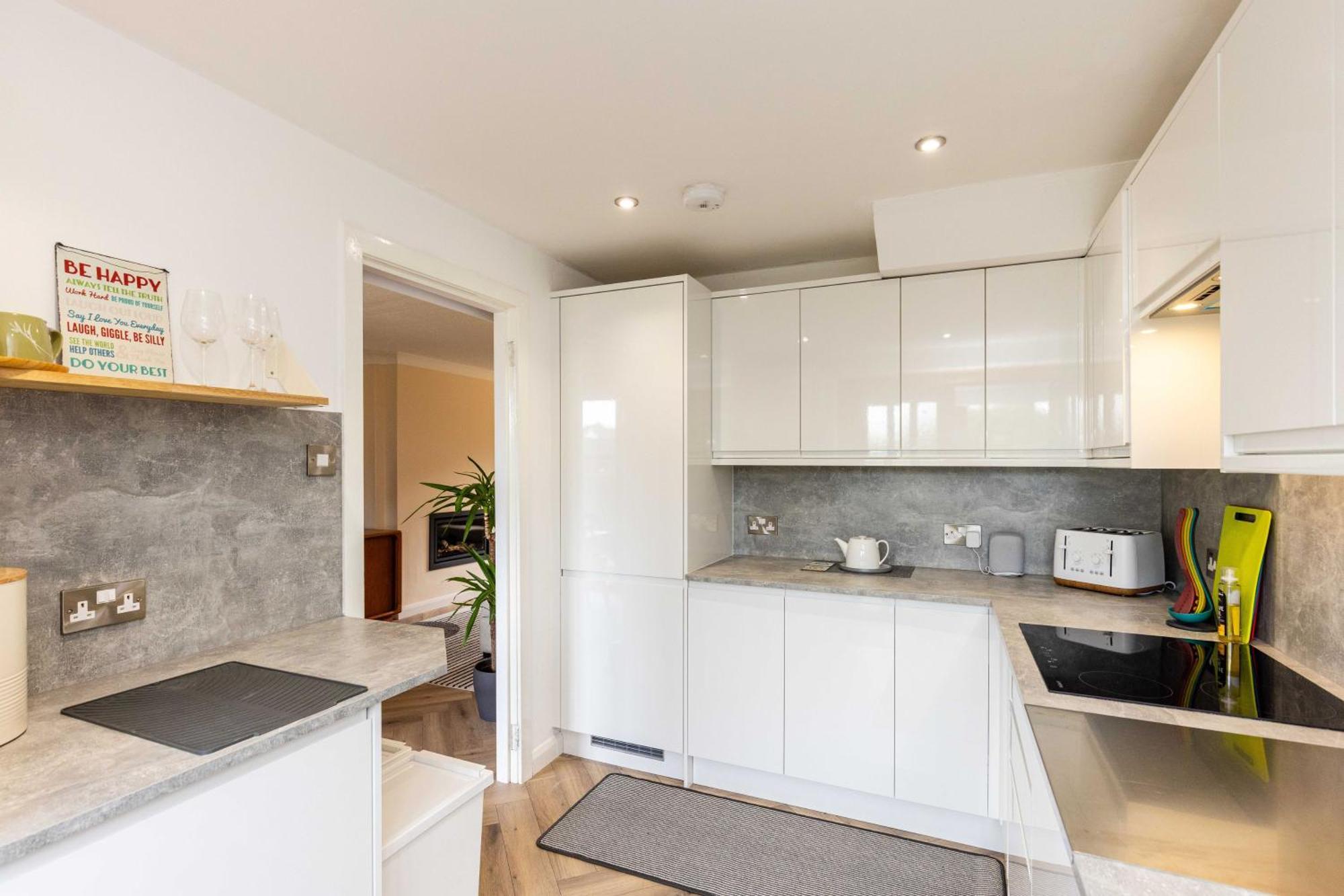 Family Home Inverkeithing Ideal For Edinburgh, Dunfermline & St Andrews 3 Bedrooms Buitenkant foto