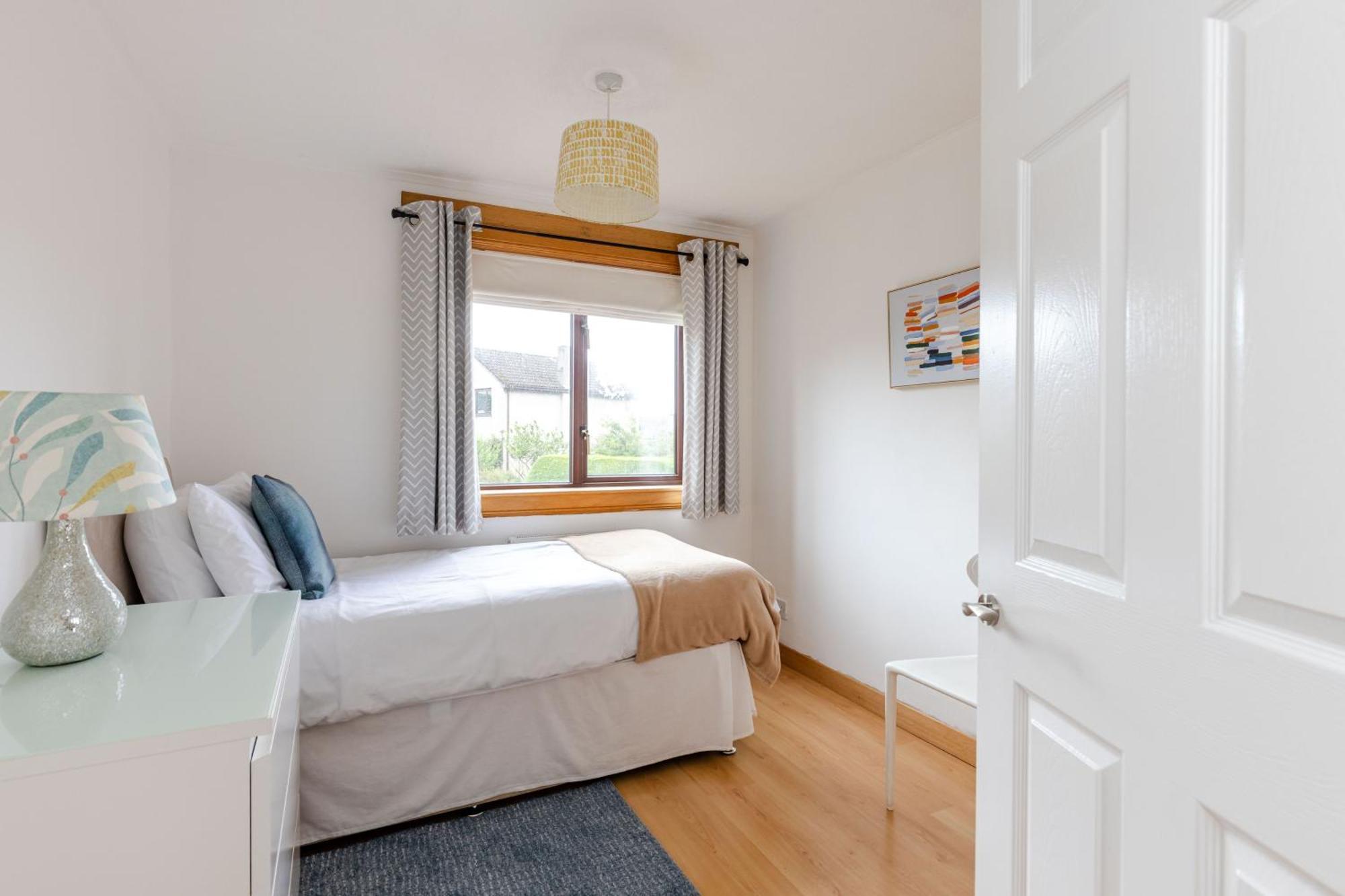 Family Home Inverkeithing Ideal For Edinburgh, Dunfermline & St Andrews 3 Bedrooms Buitenkant foto